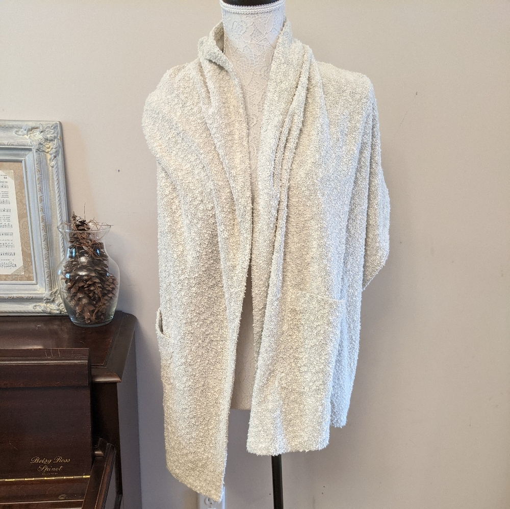 hyber nation terry nubby wrap with pockets